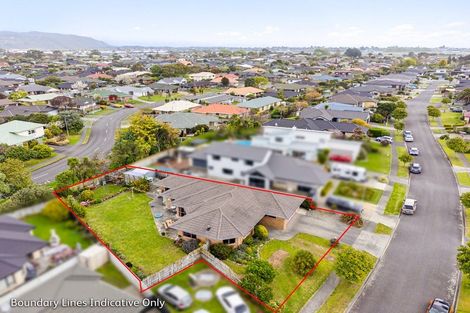 Photo of property in 15 San Priamo Place, Paraparaumu Beach, Paraparaumu, 5032