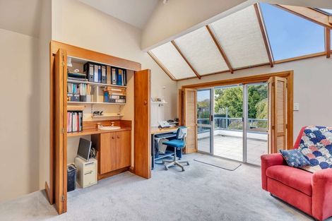 Photo of property in 6 Awatea Terrace, Hokowhitu, Palmerston North, 4410