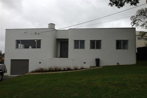 Photo of property in 15 Marsh Avenue, Forrest Hill, Auckland, 0620