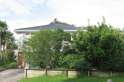 Photo of property in 3 Noall Street, Te Atatu Peninsula, Auckland, 0610