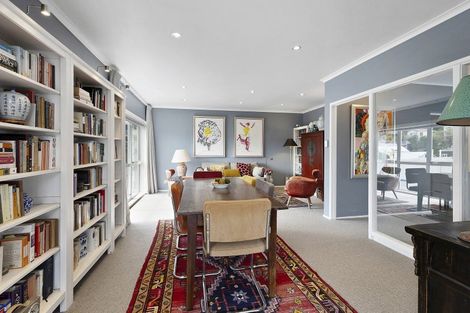 Photo of property in Kingsgate Flats, 10 Austin Street, Mount Victoria, Wellington, 6011