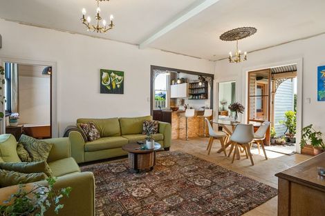 Photo of property in 36 Cuffs Road, Wainoni, Christchurch, 8061