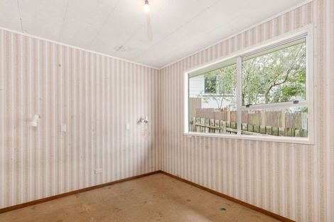 Photo of property in 5 Topliss Drive, Northcross, Auckland, 0632