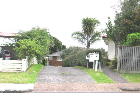 Photo of property in 2/6 Catalina Crescent, Forrest Hill, Auckland, 0620