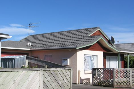 Photo of property in 22 Macalister Place, Miramar, Wellington, 6022