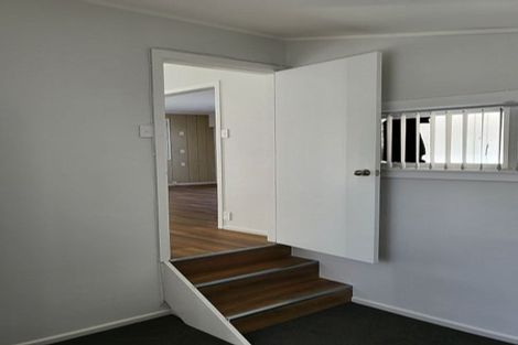Photo of property in 4a Ngahina Street, Paraparaumu, 5032