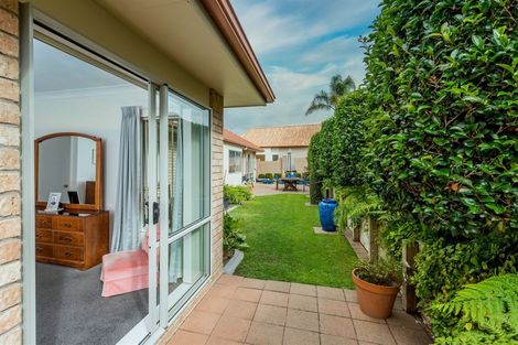 Photo of property in 16 Hendrika Court, Hobsonville, Auckland, 0618