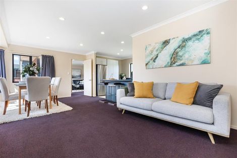 Photo of property in 11 Lieshout Way, Pukekohe, 2120