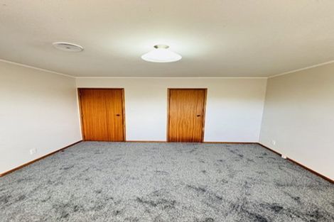 Photo of property in 60 Strid Road, Te Atatu South, Auckland, 0610