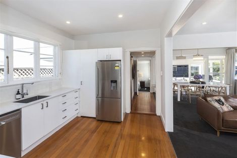 Photo of property in 155 Weston Road, St Albans, Christchurch, 8052