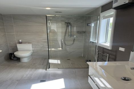 Photo of property in 57 Cedar Drive, Kelvin Heights, Queenstown, 9300