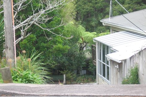 Photo of property in 20 South Lynn Road, Titirangi, Auckland, 0604