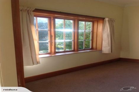 Photo of property in 12 Governor Road, Northland, Wellington, 6012