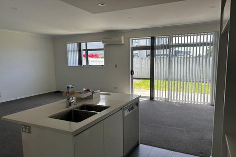 Photo of property in 8 Skylark Road, Hobsonville, Auckland, 0616