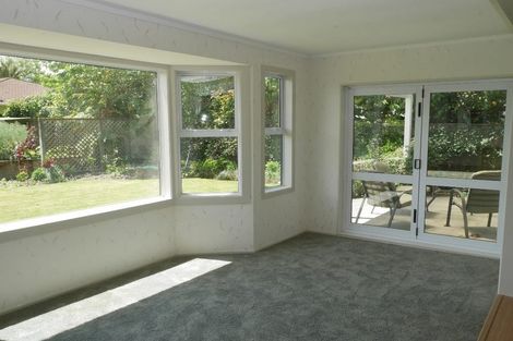 Photo of property in 369 Te Moana Road, Waikanae, 5036