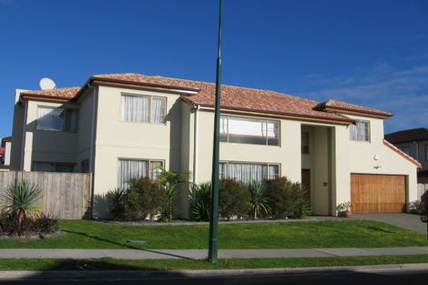 Photo of property in 14 Kaseng Place, East Tamaki Heights, Auckland, 2016