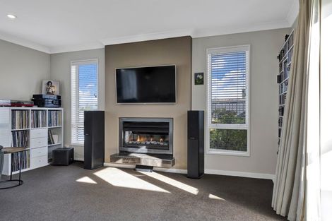 Photo of property in 46 Acacia Avenue, Rangiora, 7400