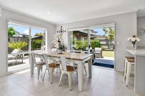 Photo of property in 10 Bayvista Drive, Karaka, Papakura, 2113