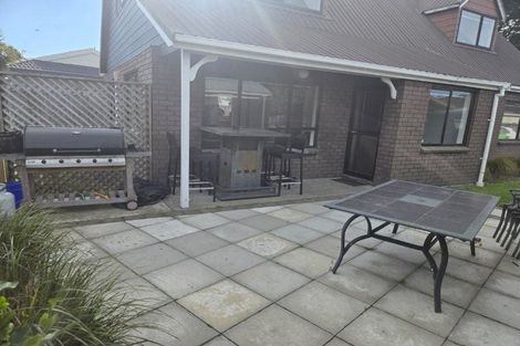 Photo of property in 1/130 Middlepark Road, Sockburn, Christchurch, 8042