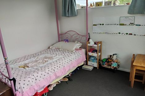 Photo of property in 10 Cohen Place, Milson, Palmerston North, 4414