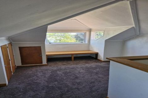 Photo of property in 10 Raniera Street, Glen Avon, New Plymouth, 4312