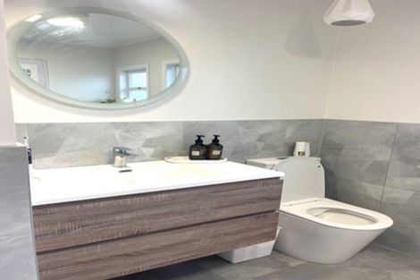 Photo of property in 10 Fordham Street, Beach Haven, Auckland, 0626