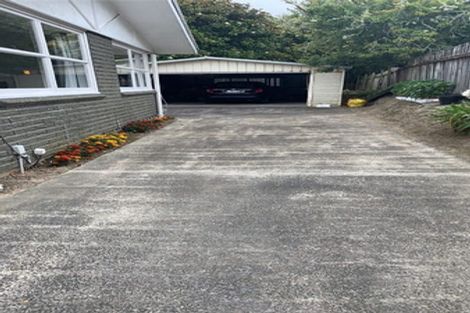 Photo of property in 7 Segedin Place, Glenfield, Auckland, 0629