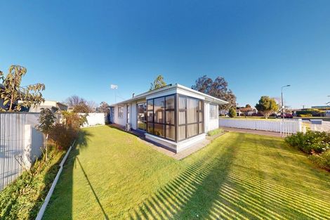 Photo of property in 70 Exeter Crescent, Springvale, Whanganui, 4501