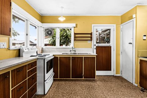 Photo of property in 24 Darwin Crescent, Maraenui, Napier, 4110