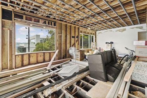Photo of property in 302u1 Oriental Parade, Oriental Bay, Wellington, 6011