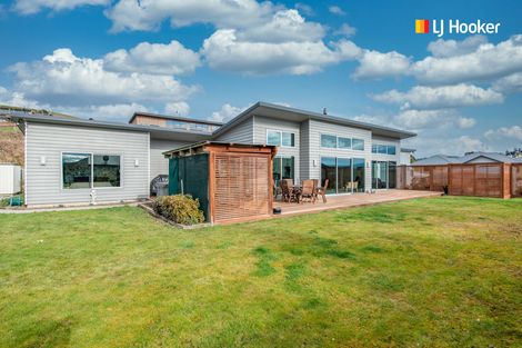 Photo of property in 16 Irwin Logan Drive, Mosgiel, 9024