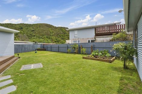 Photo of property in 51 Parenga Street, Wainuiomata, Lower Hutt, 5014