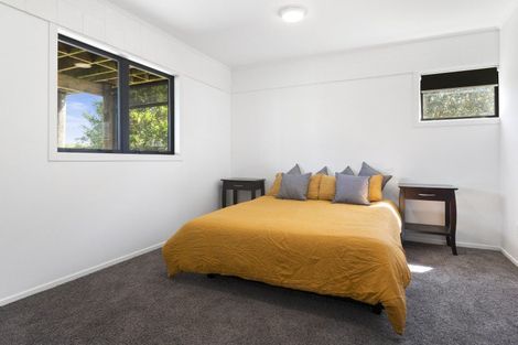 Photo of property in 10 Cottonwood Place, Kawakawa Bay, Papakura, 2585