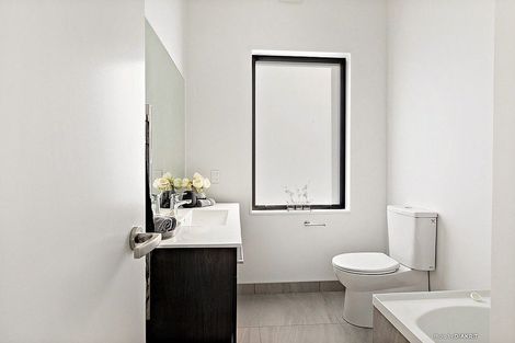 Photo of property in 14/52 High Street, Island Bay, Wellington, 6023