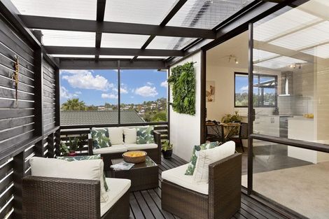 Photo of property in 1/235 Glengarry Road, Glen Eden, Auckland, 0602