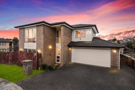 Photo of property in 1 Conti Drive, Flat Bush, Auckland, 2019