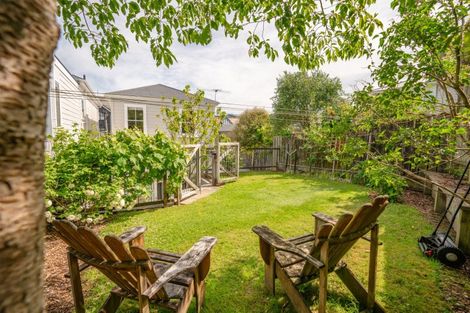 Photo of property in 5 Armour Avenue, Mount Victoria, Wellington, 6011