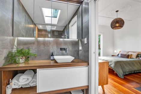 Photo of property in 31 Newton Street, Fitzroy, New Plymouth, 4312