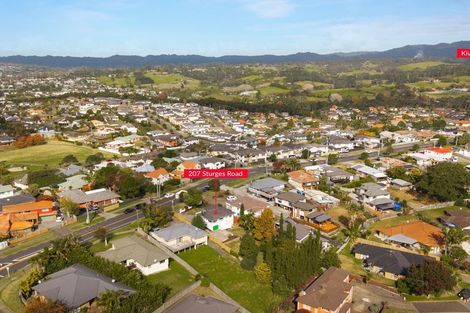Photo of property in 207 Sturges Road, Henderson, Auckland, 0612