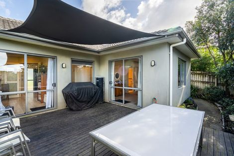 Photo of property in 14 Durbin Court, Greenhithe, Auckland, 0632
