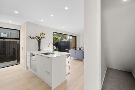 Photo of property in 2/9 Innes Road, St Albans, Christchurch, 8052