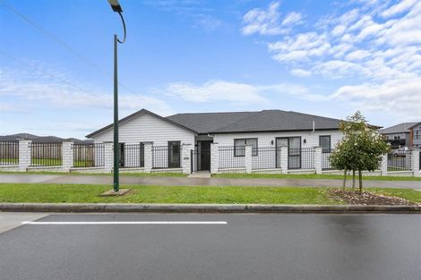 Photo of property in 57 Drumbuoy Drive, Flat Bush, Auckland, 2019