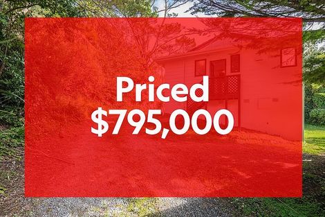 Photo of property in 27a Fernhaven Grove, Newlands, Wellington, 6037