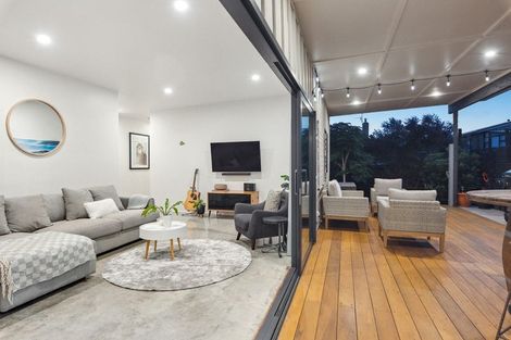 Photo of property in 12a Mahana Road, Paraparaumu Beach, Paraparaumu, 5032