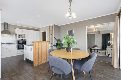 Photo of property in 14 Mason Avenue, Pukekohe, 2120