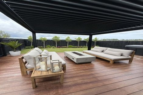 Photo of property in 8 Berba Lane, Westgate, Auckland, 0814