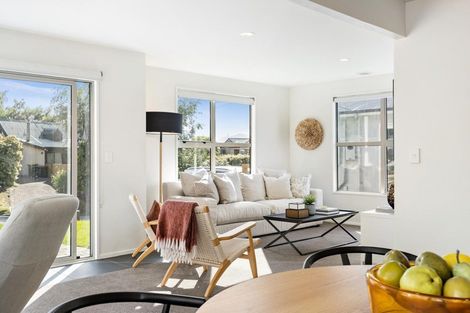 Photo of property in 4a Dart Place, Fernhill, Queenstown, 9300