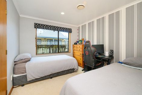 Photo of property in 1 Rose Place, Awapuni, Palmerston North, 4412