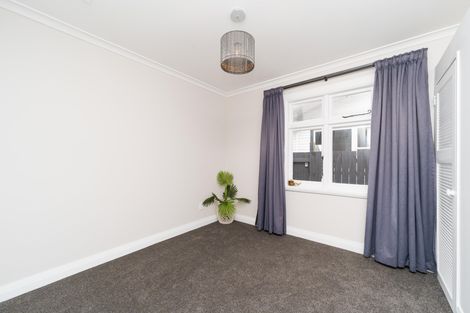 Photo of property in 85 Shamrock Street, Takaro, Palmerston North, 4412