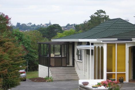 Photo of property in 1/20 Sartors Avenue, Northcross, Auckland, 0630